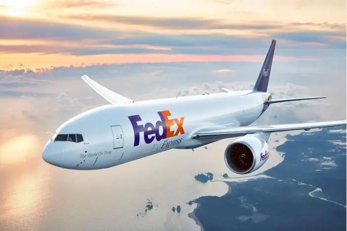 厉害了！全球物流巨头联邦快递(FedEx)将租用3艘远洋货轮，直靠加州军事码头！