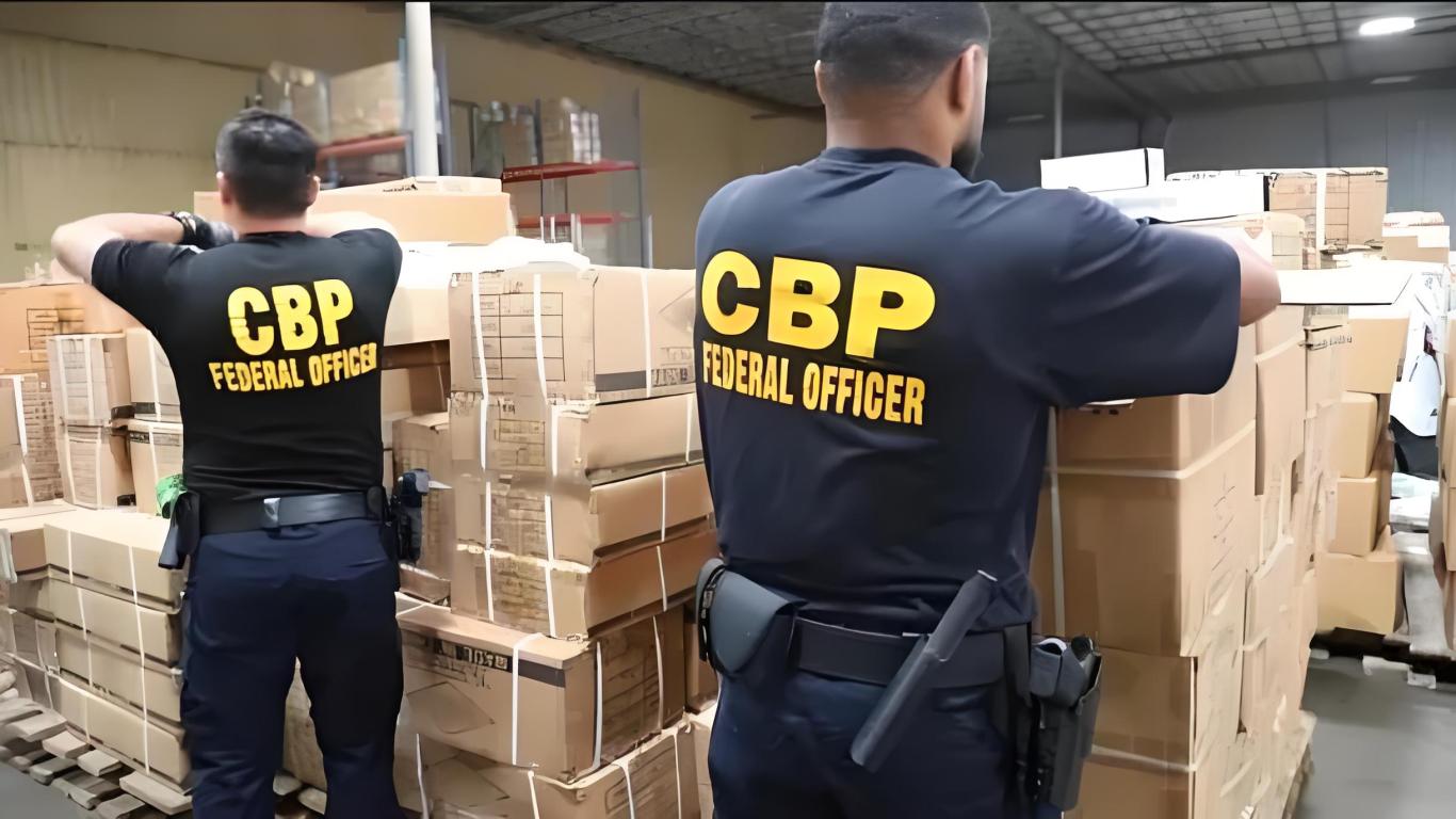 炸裂！美国海关突袭，2.5 亿中国商品 “中招” 被查扣！